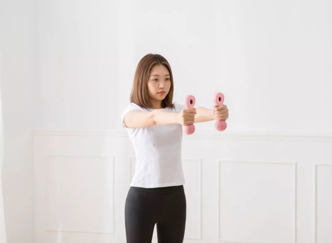 普拉提健身器材_普拉提健身器材的用法_普拉提運(yùn)動(dòng)器材有哪些 百度知道