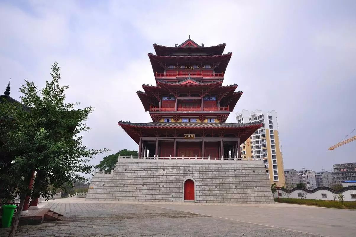 廣場(chǎng)舞蓮的心事十六步_視頻心事廣場(chǎng)蓮舞32步_蓮的心事廣場(chǎng)舞視頻
