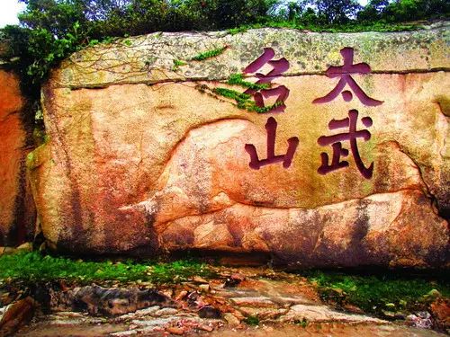 歐洲著名的山_歐洲著名的一座山_歐洲十大山脈