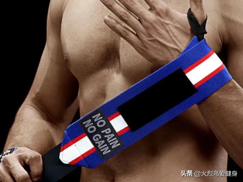 健身手套小還是大點好_健身手套_健身手套大小怎么選