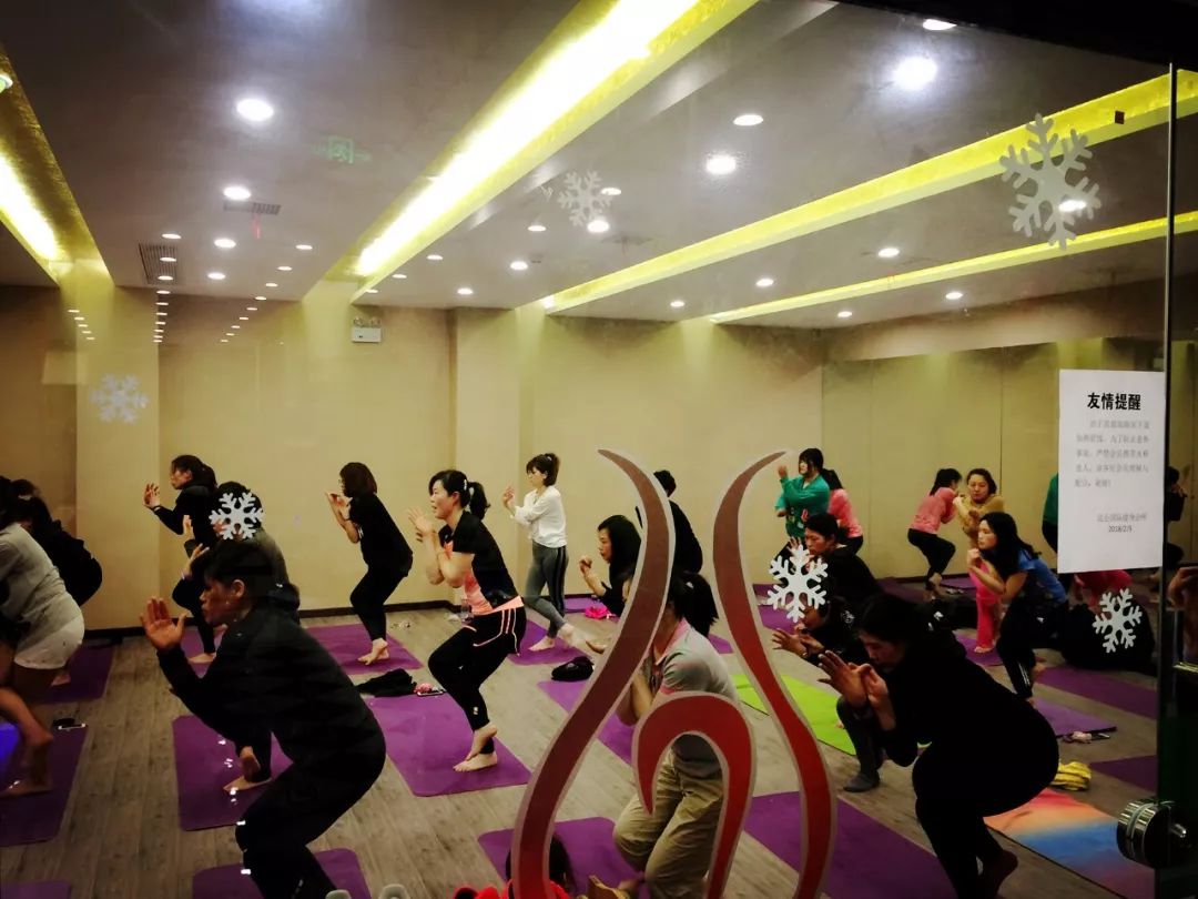 肚皮舞是有氧運動嗎_肚皮舞pose_有氧操肚皮舞