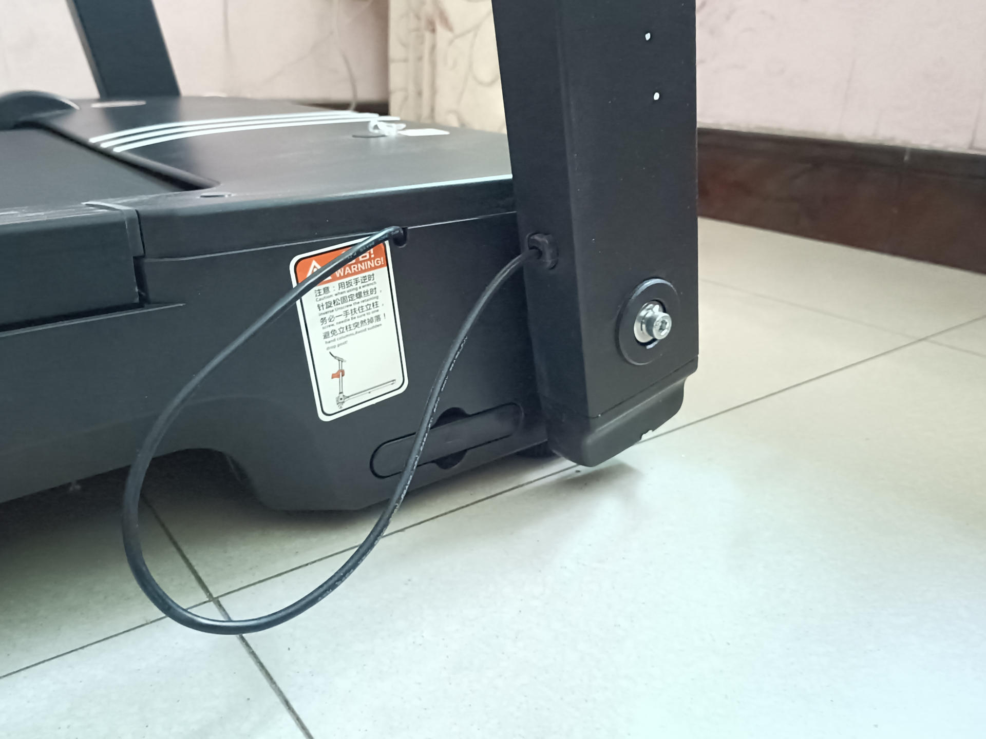 什么牌子的家用跑步機(jī)好_可折疊式跑步機(jī)選擇指南_華為HiLink億健Pro家用靜音折疊智能跑步機(jī)
